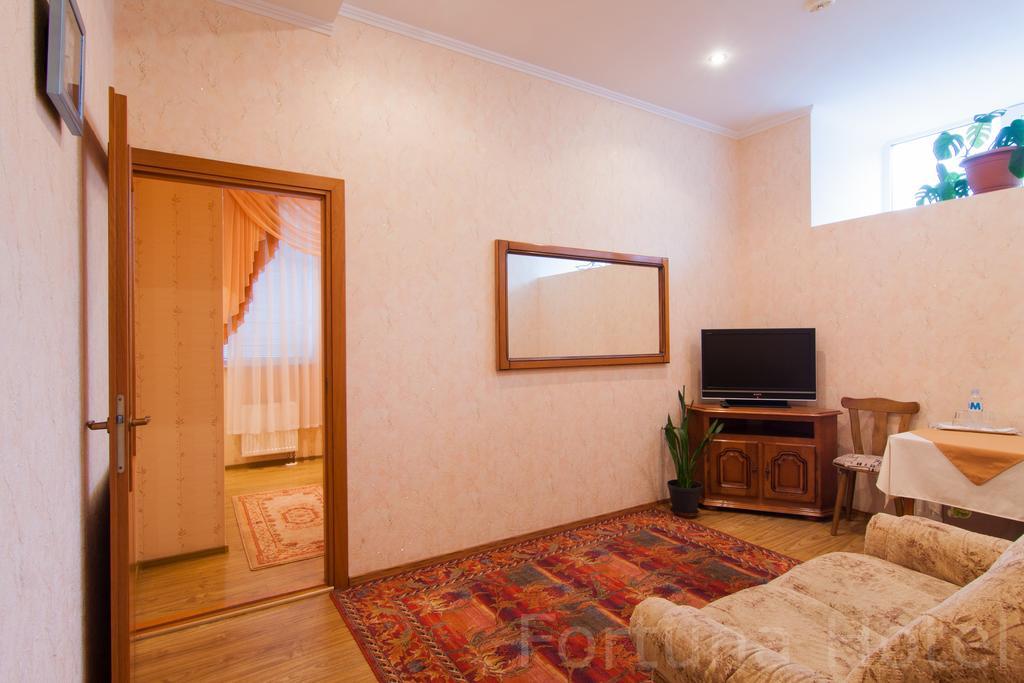 Fortuna Hotel คีชีเนา ภายนอก รูปภาพ